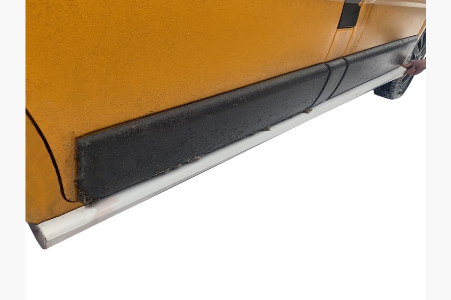 Opel Vivaro 2001–2015 Plastic side skirts (short wheelbase, 2 pcs, primed) Image