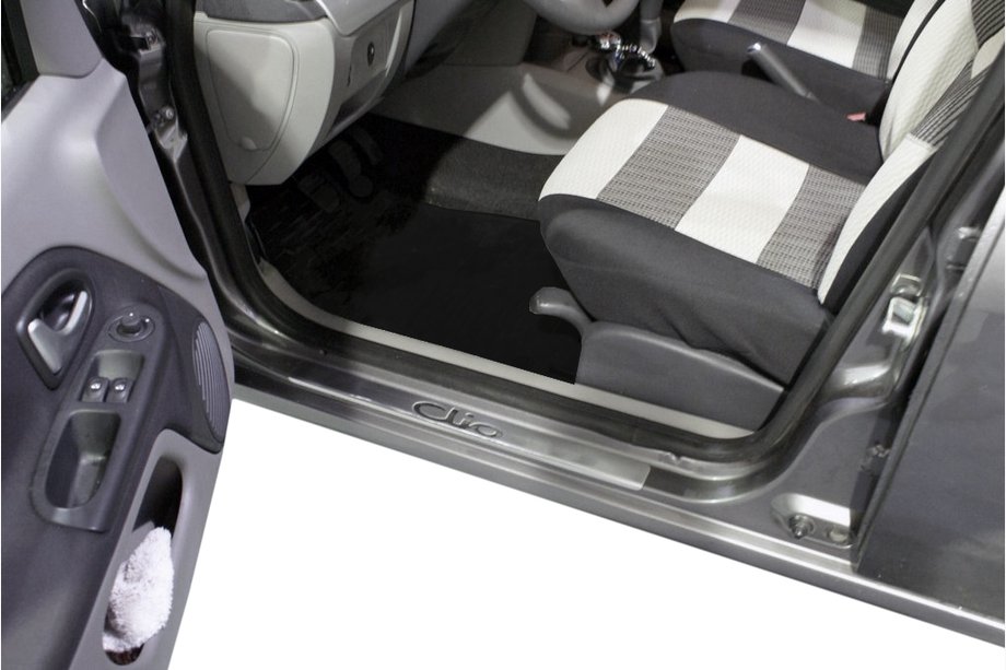 Renault Clio III 2005-2012 Door Sill Protectors OmsaLine (2 pcs, Stainless Steel) Image