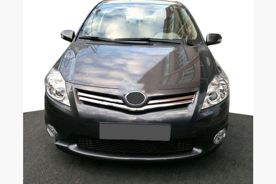 Toyota Auris 2007-2012 Chrome Grille Covers (Stainless Steel) Image