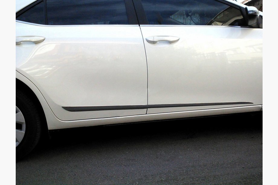 Toyota Corolla 2013-2019 Stainless Steel Door Moldings Image