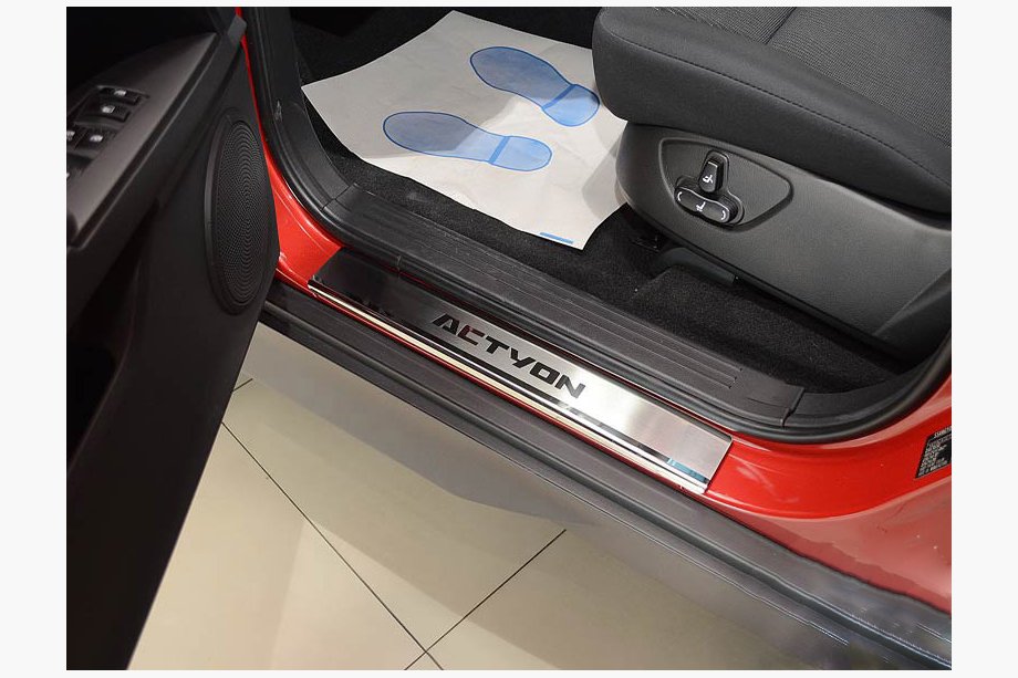 SsangYong Action 2005-2018 Door Sill Covers Nataniko (4 pcs, Stainless Steel) Image