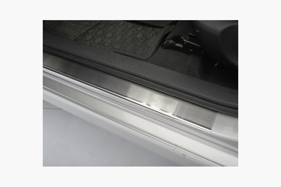 Toyota Auris 2007-2012 Door Sill Covers Nataniko (4 pcs, Stainless Steel) Image