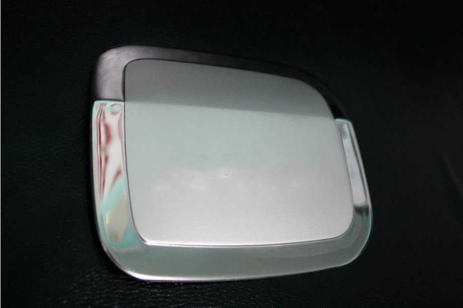Toyota Rav 4 2001-2005 Fuel Tank Cover Stainless Steel Image