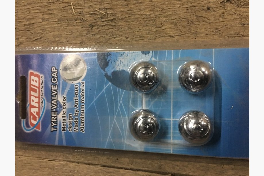 Alfa Romeo 145/146 1994-2001 Valve Caps (4 pcs) Image