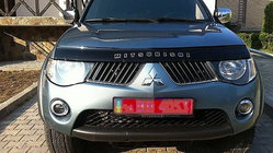 Mitsubishi L200 2006-2015 Hood Deflector (VIP) photo 1