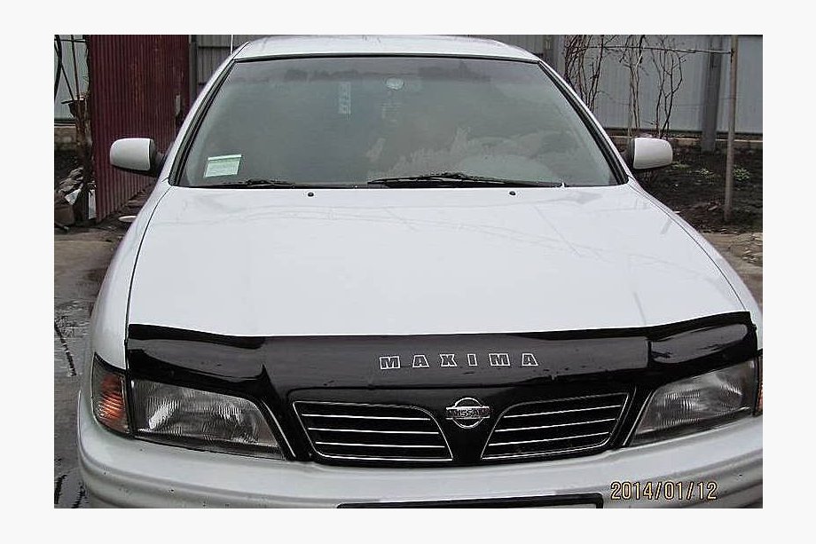 Nissan Maxima 1995–2000 Hood Deflector (VIP) Image