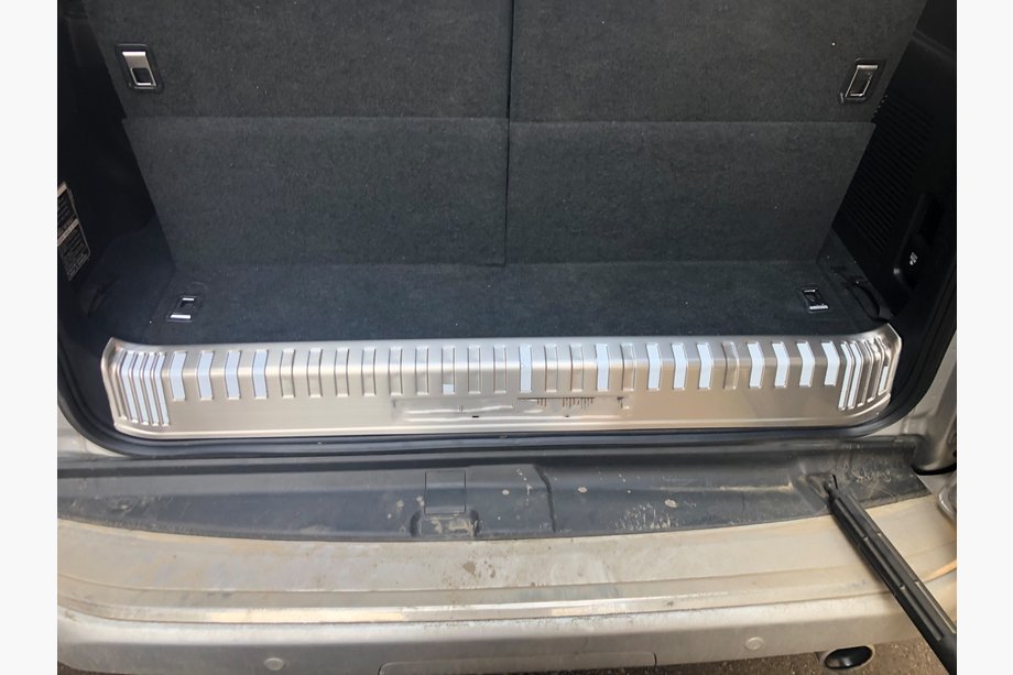Toyota Land Cruiser Prado 150 2009-2023 Rear inner door sill cover (for 7-seater) Image