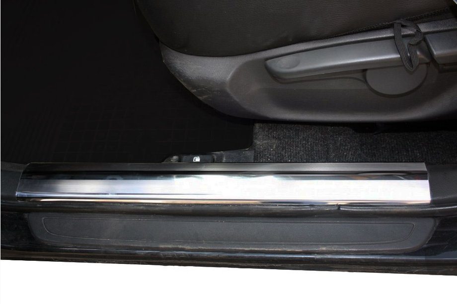 Toyota Corolla 2007-2013 Stainless steel interior door sill protectors (4 pcs) Image