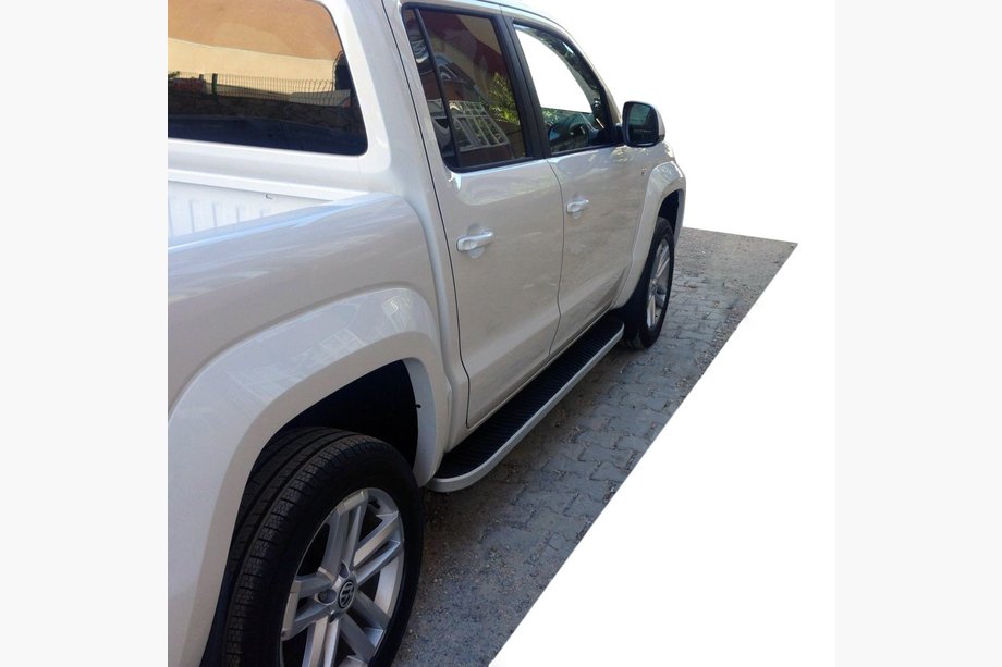 Volkswagen Amarok 2010-2022 Side Steps Tayga Grey (2 pcs, Aluminum) Image