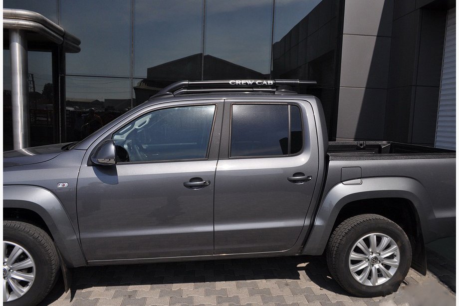 Mitsubishi L200 2006-2015 Black Roof Rails with Crossbars Photo 3