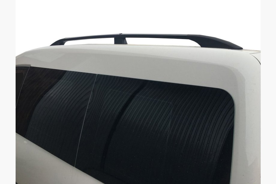 Volkswagen Caddy 2015-2020 Black Roof Rails Image