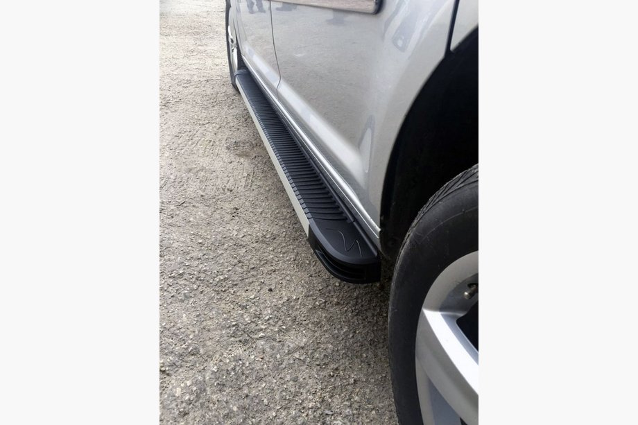 Volkswagen Caddy 2004-2010 Side Steps MAYA (2 pcs, Aluminum) Image