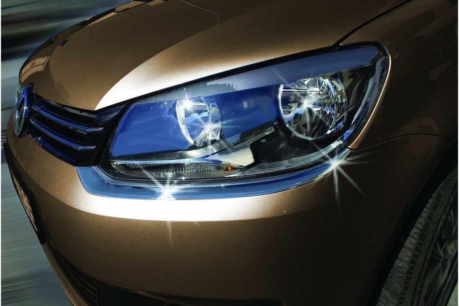 Volkswagen Caddy 2010-2015 Headlight Covers (2 pcs, Stainless Steel) Image