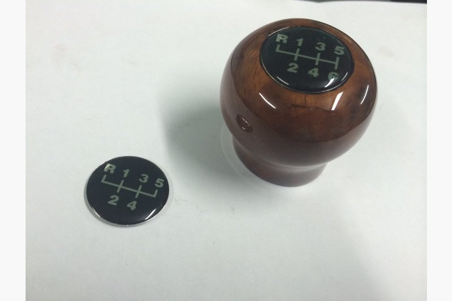Volkswagen T5 Multivan 2003–2010 Gear Shift Knob (Wood) Image