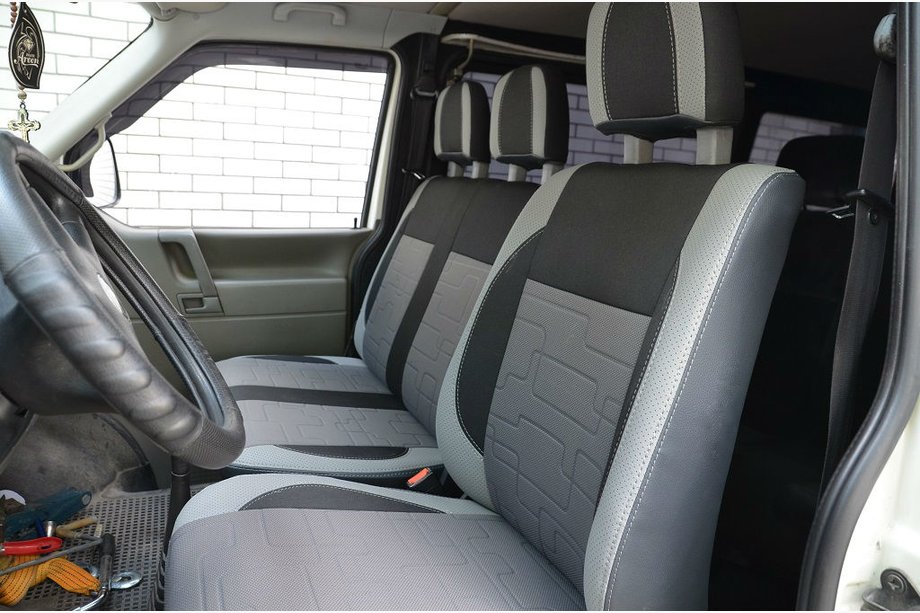 Volkswagen T4 Caravelle/Multivan 1990–2003 Car Seat Covers (Leatherette↗Fabric, Premium) Front Seats 1↗1 Image