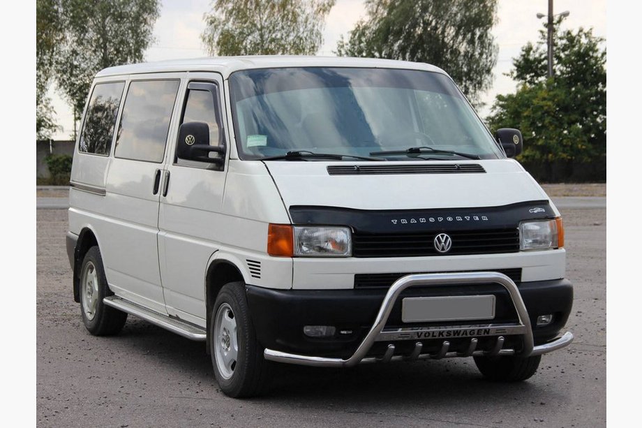 Volkswagen T4 Caravelle/Multivan 1990–2003 Bull Bar WT003 Plus-1 (Stainless Steel) Image