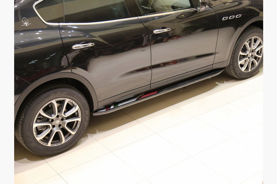 Maserati Levante 2016- Side Steps OEM-V2 (2 pcs) Image