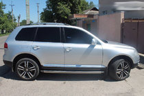 Volkswagen Touareg 2002–2010 Chrome Roof Rails (Plastic Feet) Metal Foot photo 4