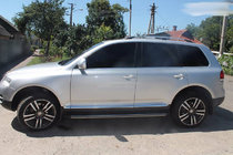 Volkswagen Touareg 2002–2010 Chrome Roof Rails (Plastic Feet) Metal Foot photo 5