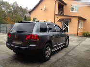 Volkswagen Touareg 2002–2010 Chrome Roof Rails (Plastic Feet) Metal Foot photo 7