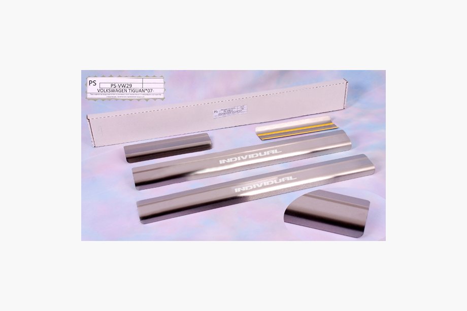 Volkswagen Tiguan 2016-2023 Door Sill Protectors Nataniko (4 pcs, Stainless Steel) Carbon Look Photo 3