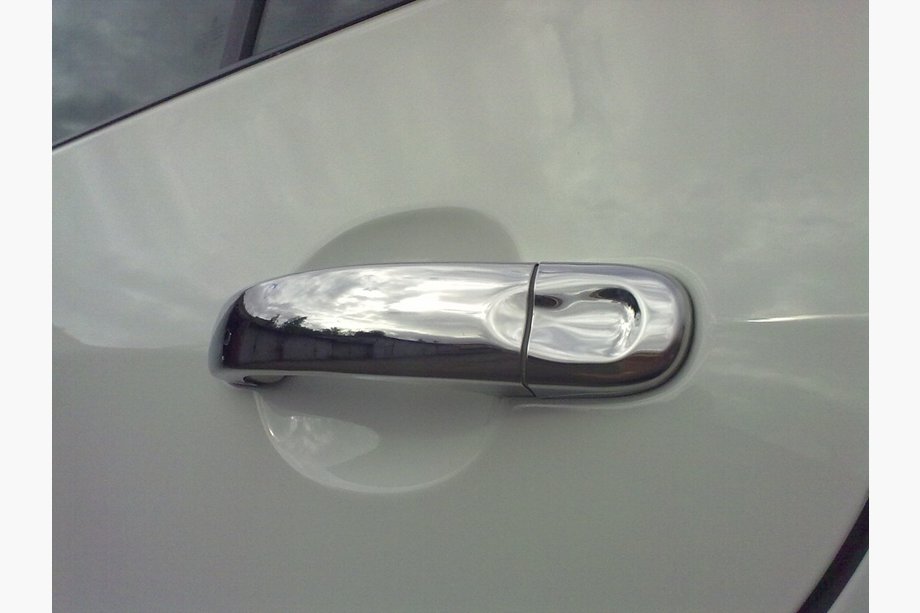 Volkswagen EOS 2006-2011 Libao Door Handle Covers (2 pcs, Stainless Steel) Image