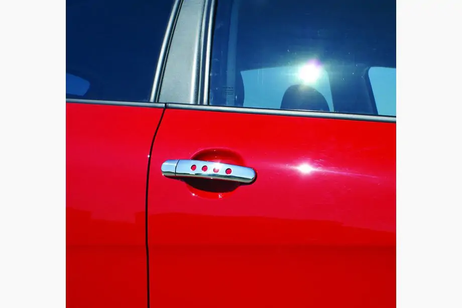 Skoda Octavia II A5 2006-2010 Chrome door handle covers with holes (4 pcs, stainless steel) Image