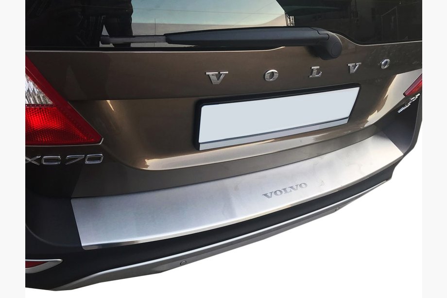 Volvo XC70 2007-2013 Rear bumper protector with lip Nataniko (stainless steel) Image