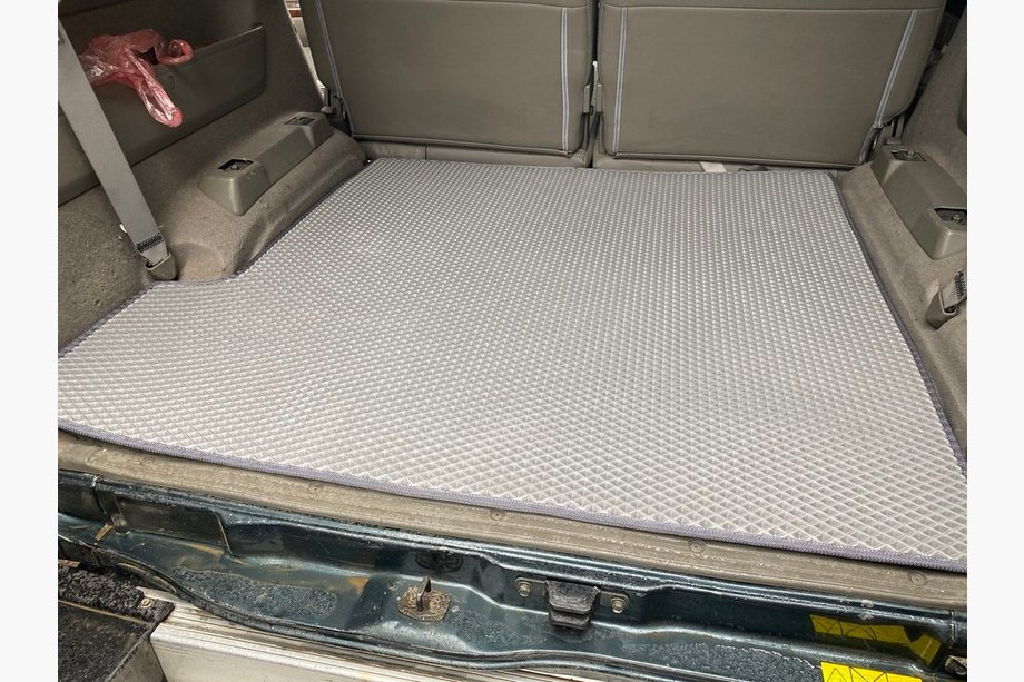 Nissan Patrol Y61 1997-2011 Trunk Mat Long (EVA, Gray) Image
