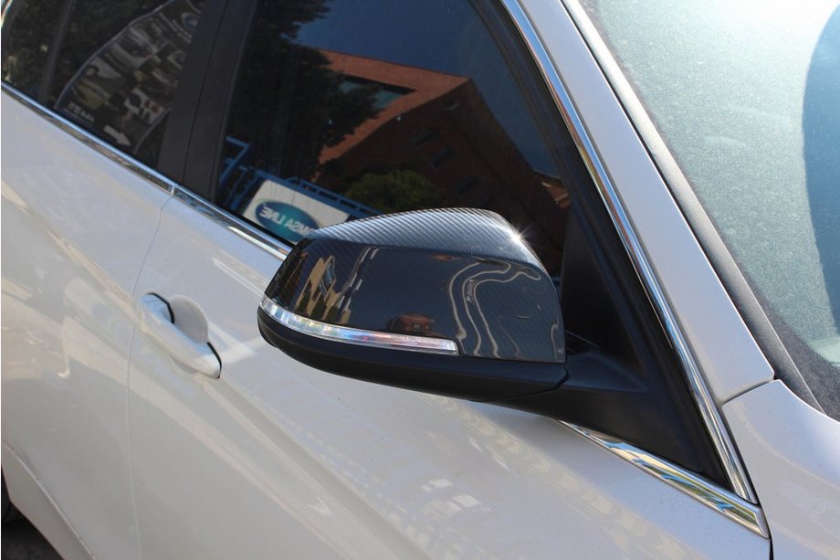 BMW 3 Series F30/F31 2012-2019 Mirror Covers (2 pcs, Real Carbon) Image