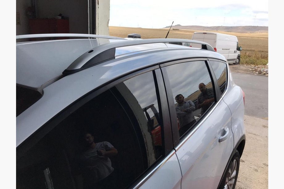 Ford Kuga 2008-2013 Roof Rails Skyport (silver) Image