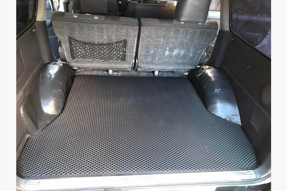 Toyota Land Cruiser 80 1990-1997 Trunk Mat (EVA, Black) Image