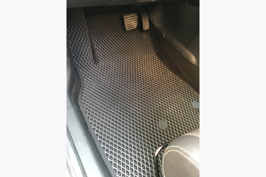 Renault Fluence 2009-2016 EVA Floor Mats (black) Image