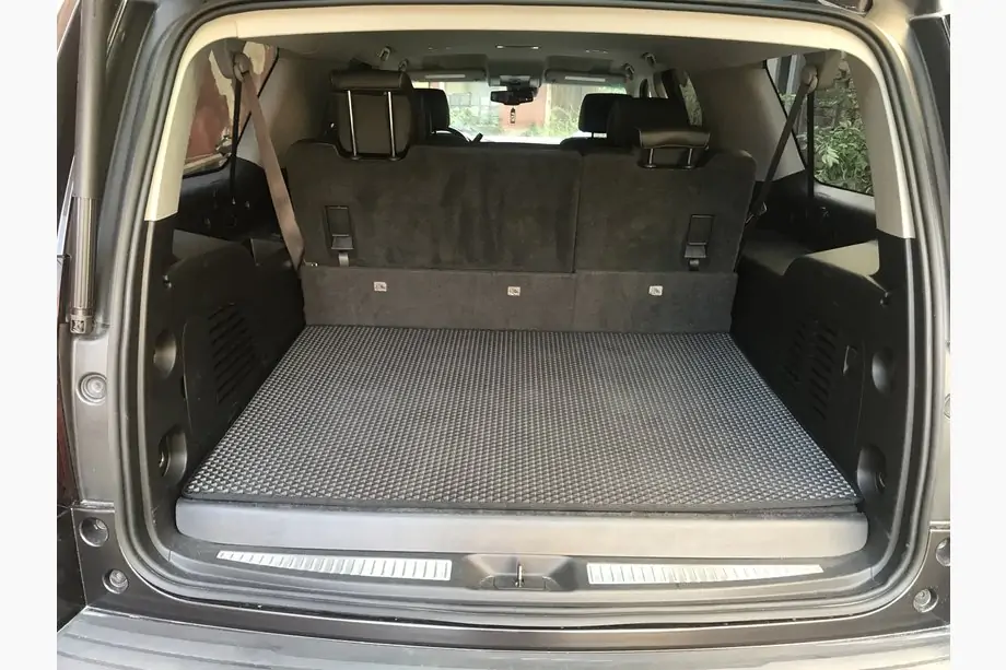 Chevrolet Suburban 2014-2019 Trunk mat (EVA, black) Image