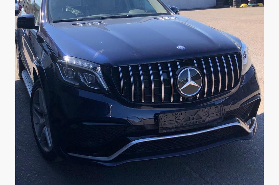 Mercedes GL/GLS class X166 2012-2019 SALE! Front Grille Panamericana GT (for GLS) Image