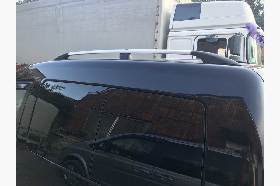 Volkswagen Caddy 2004-2010 Chrome Roof Rails Maxi, plastic feet Image