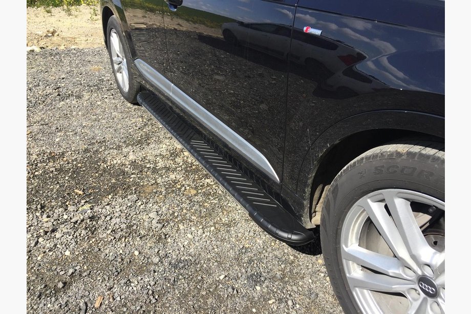 Audi Q7 2015–2026 Side Steps Bosphorus Yeni Black (2 pcs, Aluminum) Image
