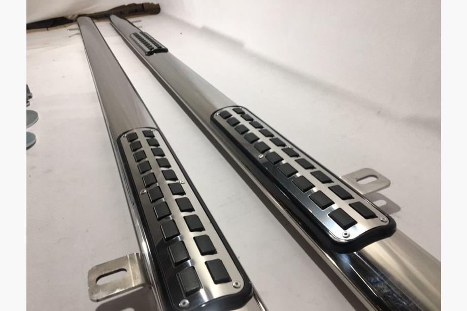 Mercedes Vito W639 2004-2014 Side Oval Pipes (2 pcs, Stainless Steel) Long Wheelbase (Extra) Image