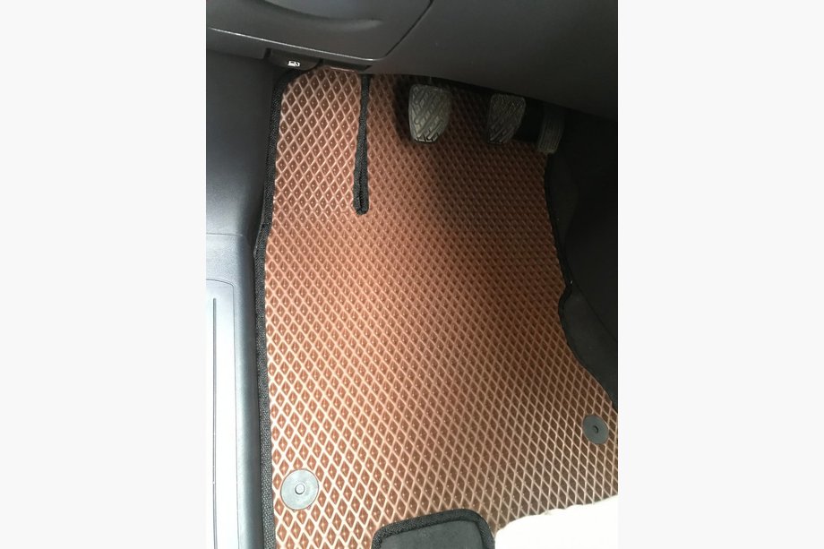 Renault Koleos 2008-2016 EVA Floor Mats (brick red) Image