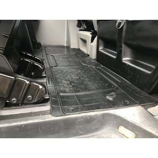 Rear Rubber Floor Mats (2 pcs, Polytep) Volkswagen T5 2010-2015 photo 1