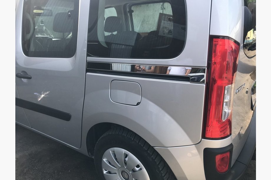 Mercedes Citan 2013-2021 Stainless Steel Mouldings for Sliding Doors (2 pcs) Photo 1