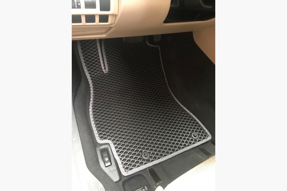 Subaru Outback 2014-2019 EVA Floor Mats (black) Image