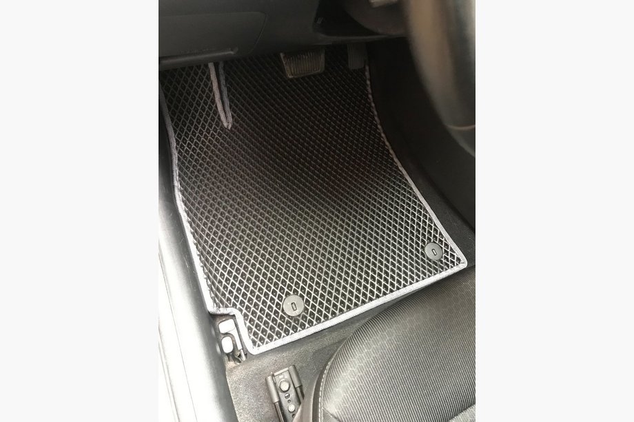 Hyundai Elantra (AD) 2015-2020 EVA Floor Mats (black) Image