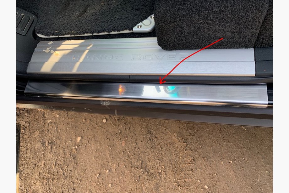 Range Rover III L322 2002-2012 Carmos Door Sill Protectors (4 pcs, Stainless Steel) Image