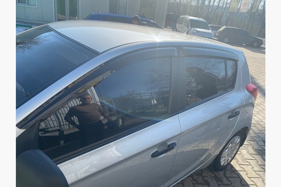 Hyundai I-20 2008-2012 Window Deflectors (4 pcs, ANV) Image