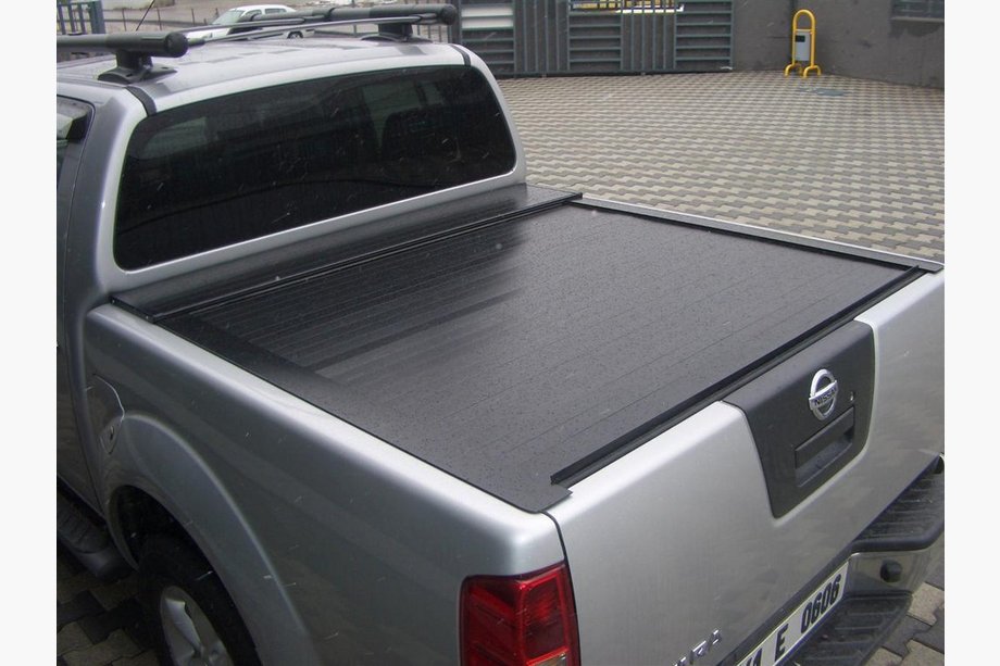 Nissan Navara 2006-2015 Roller Shutter Cover Image