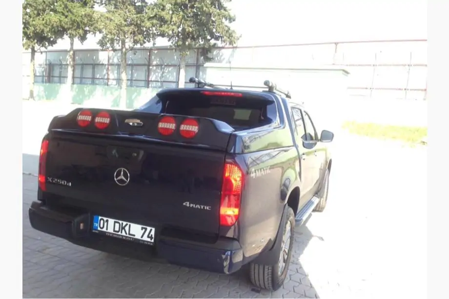 Mercedes X class 2017-2020 Truck Bed Canopy GRAND BOX Image