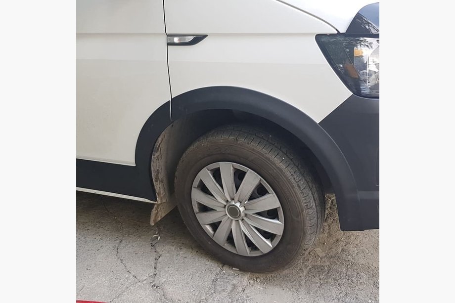 Volkswagen T5 Multivan 2003–2010 Set of fender flares and moldings (11 pieces) 1 Door, Short Wheelbase Photo 2