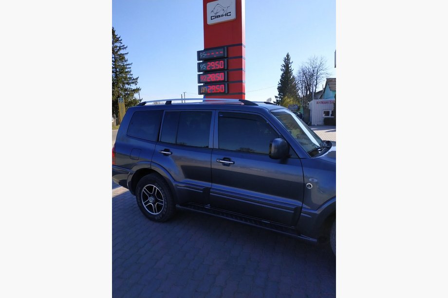 Mitsubishi Pajero Wagon III 1999-2006 Roof Rails Chrome Turkish Design (2 pcs) Image