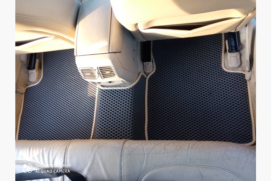 Hyundai Grandeur 2005-2011 EVA Polyurethane Car Floor Mats, Black Image